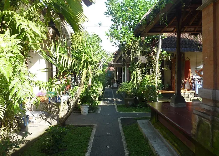 ゲストハウス Bali Asli By Eps